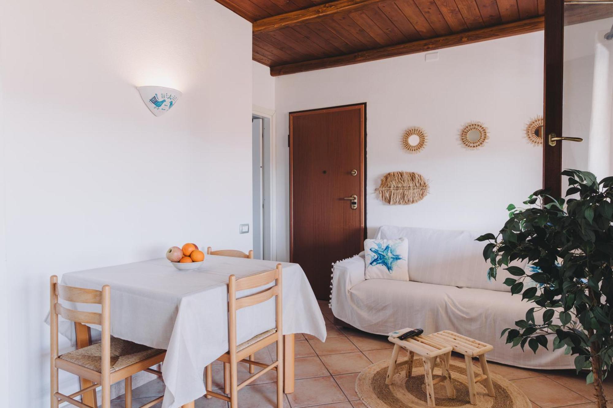 Cactus Mare Apartment Golfo Aranci Εξωτερικό φωτογραφία